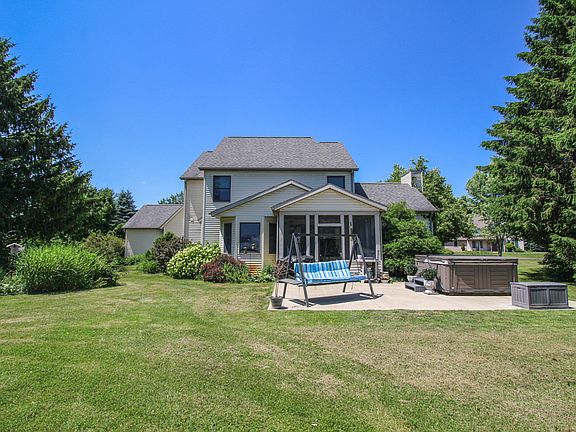 2nd image of 5771 Woodbrook St