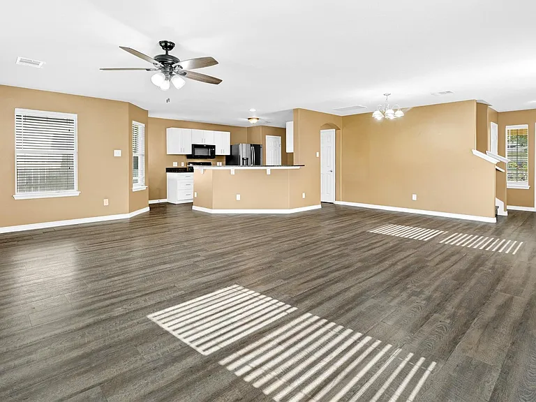 13218 Ambrosa Dr — Photo 7