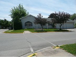 2nd image of 401 W 10th St