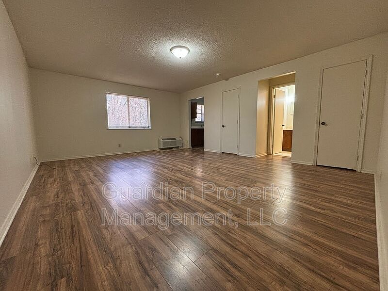 1st image of 1602 Brookside Dr #310