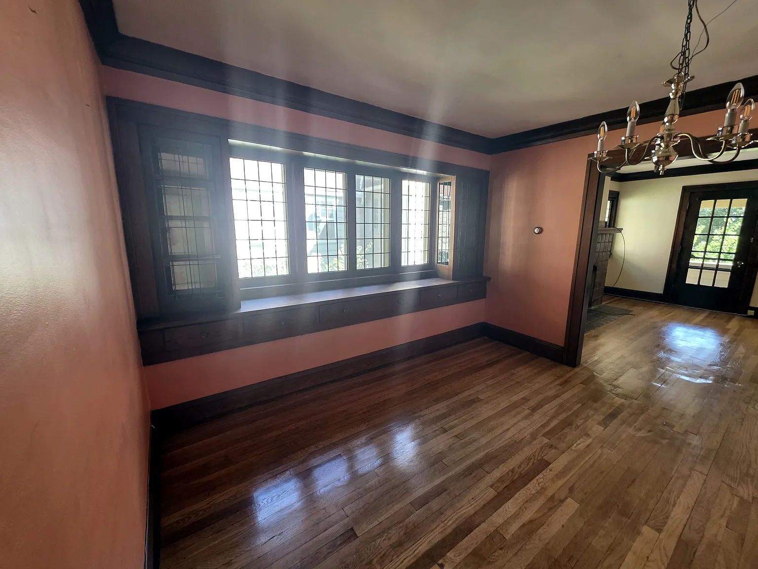 3 bed, $2,000 — Photo 3
