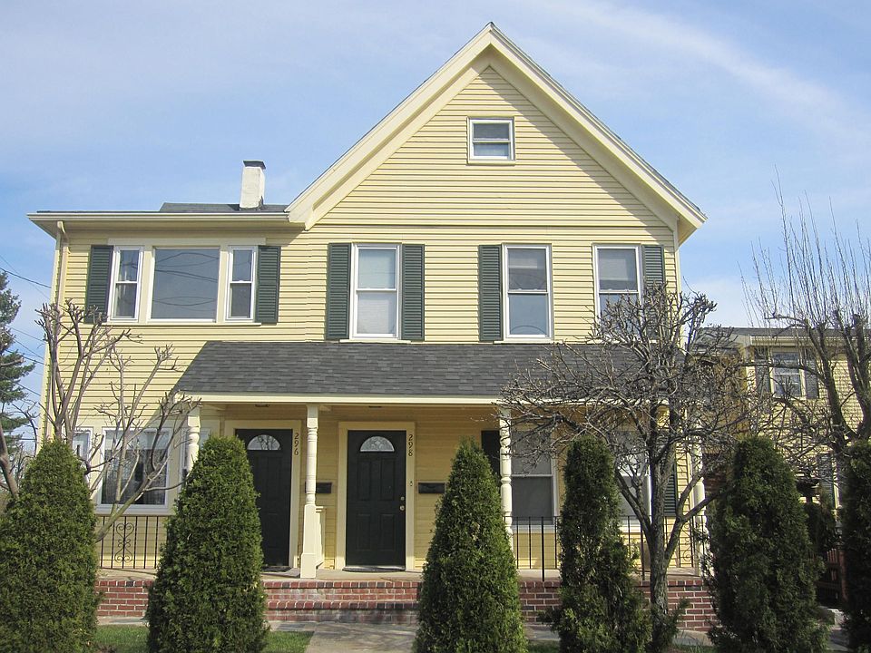 1st image of 298 Lenox St