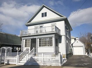 27 Greenhalge Ave, Everett, MA 02149