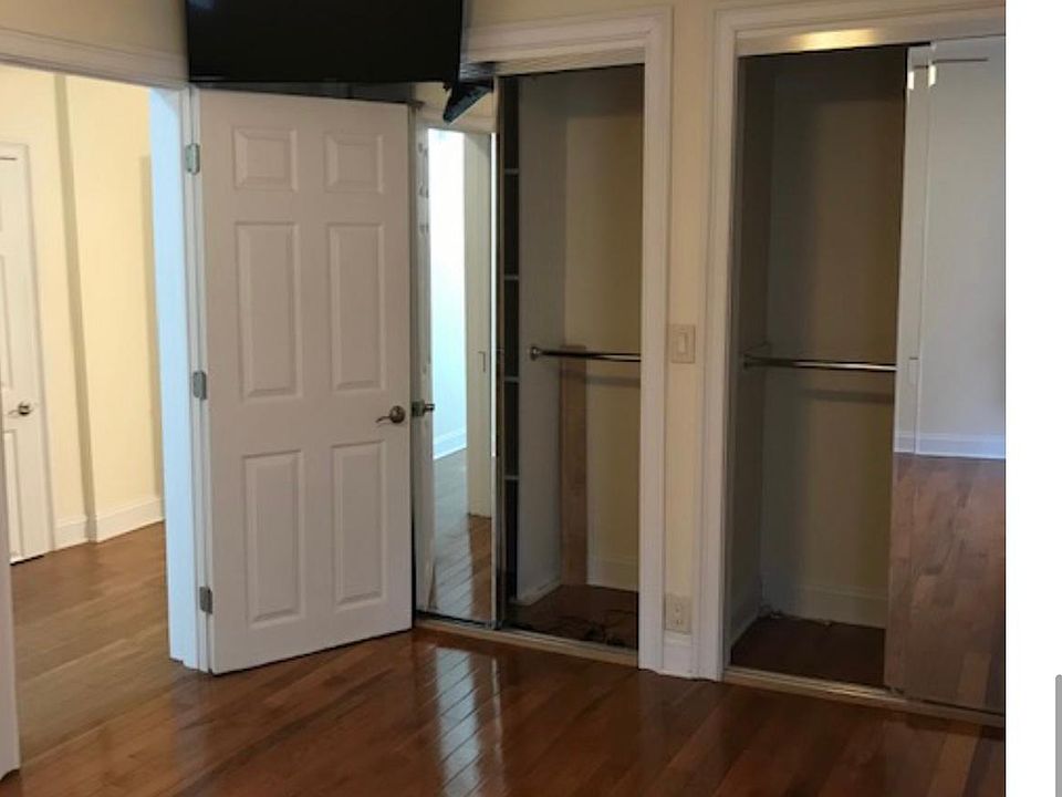 2nd image of 1550 Mac Donough Pl #1B