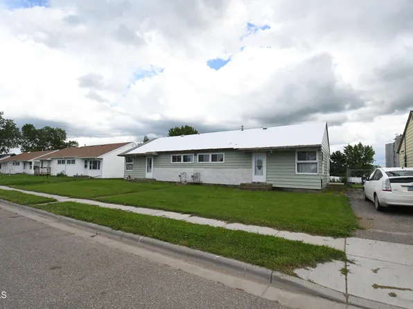 309/11 4th Ave E, Ray, ND 58849