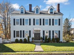 14 Liberty St, Newton, NJ 07860