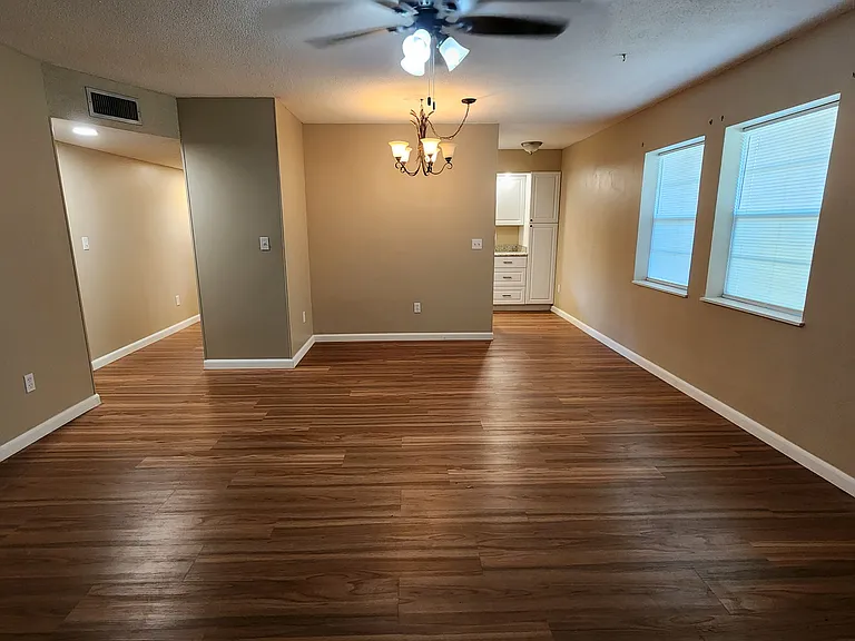 965 Fay Blvd — Photo 20