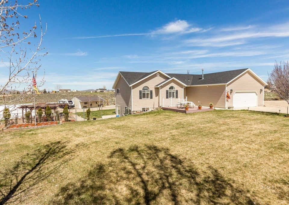 1st image of 513 Ashcroft Dr