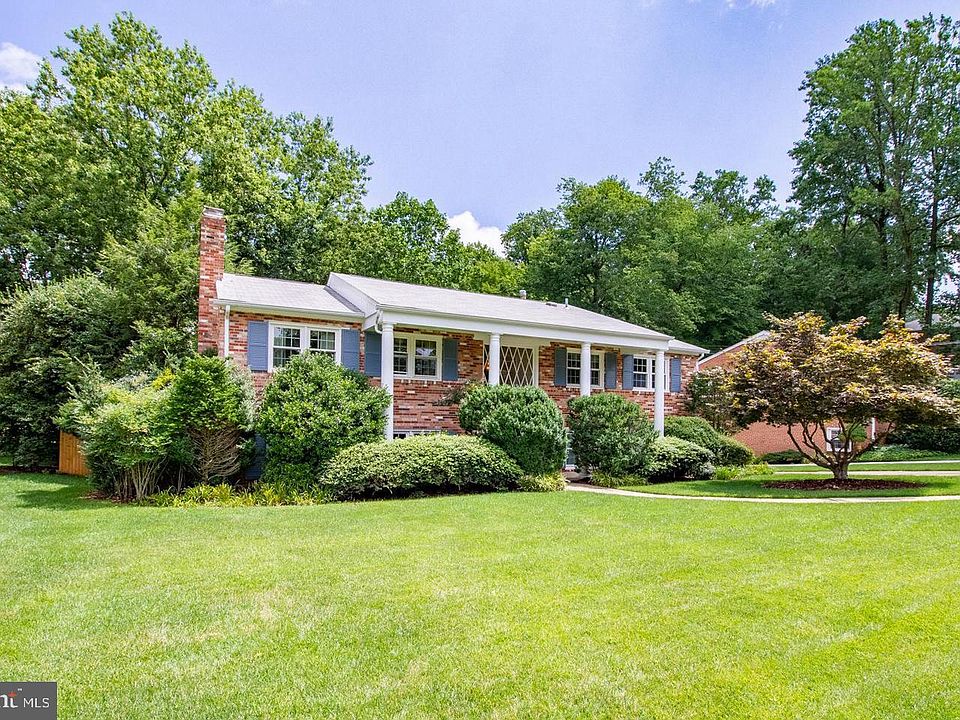 1st image of 4023 David Ln