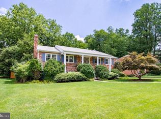4023 David Ln, Alexandria, VA 22311