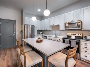 Arlo West End, Minneapolis, MN 55416