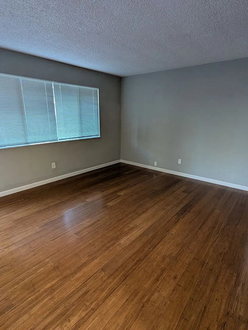 Meadowlark Apartments — Photo 3