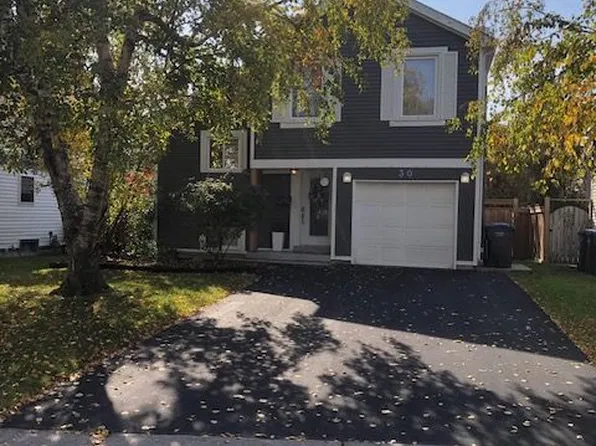 30 Somerset Dr, Brampton, ON L6Z 1C7