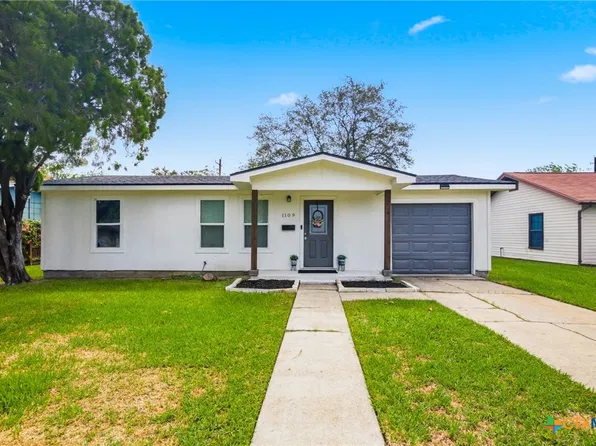 1109 E Polk Ave, Victoria, TX 77901