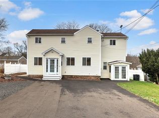 140 Fenwick St, West Haven, CT 06516