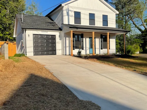 1026 N 6th Ave, Lanett, AL 36863
