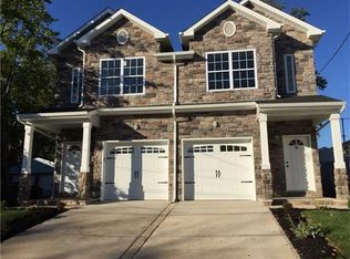 96 Sharot St, Carteret, NJ 07008