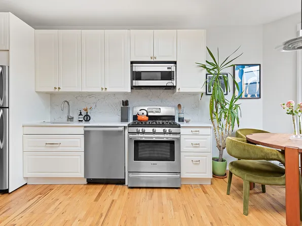 634 11th Street image 2 of 9