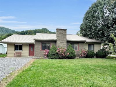 1208 Allens Creek Rd, Waynesville, NC, 28786