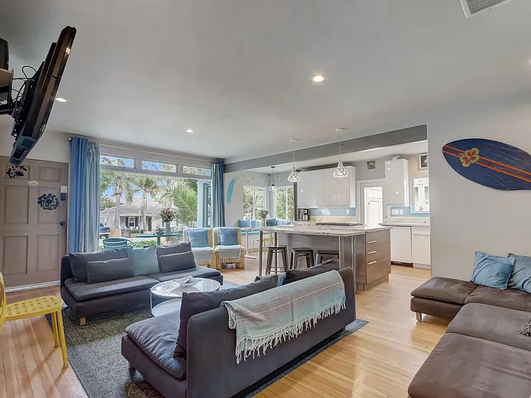 4020 Sequoia St #4020 — Photo 88