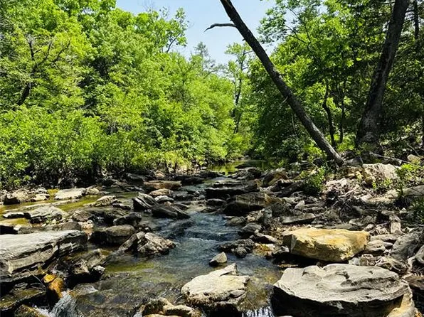 131 Charmed Ridge Ln #3, Broken Bow, OK 74728