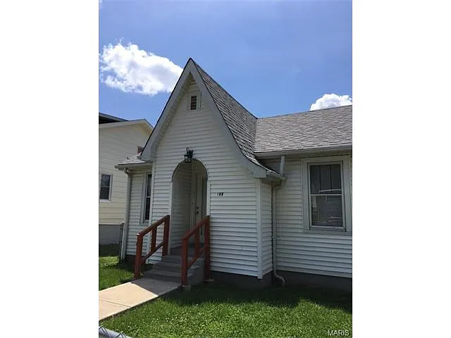 144 W Velma Ave photo 1