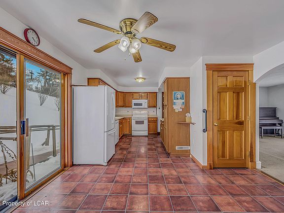 3rd image of 209 Terrace Ave