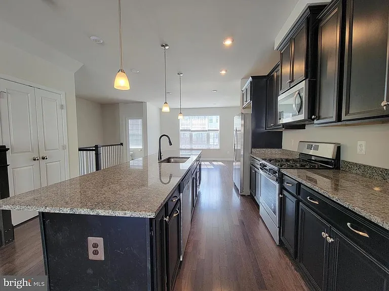 11032 Blackburn Cove Ln — Photo 17