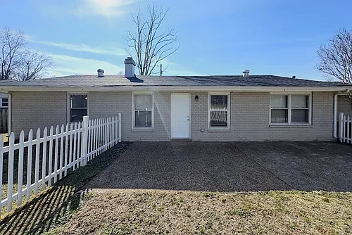 108 Lake Terrace Cir Photo 1