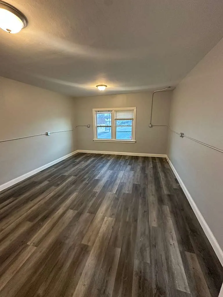3344 Ridge Rd — Photo 4