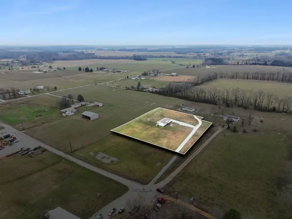 15 Big Springs Ter, Lawrenceburg, TN 38464