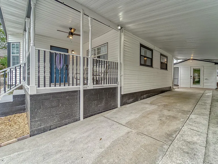 3311 N Perry Ave — Photo 30