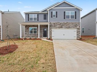 136 Meadow View Dr, Statesville, NC 28677