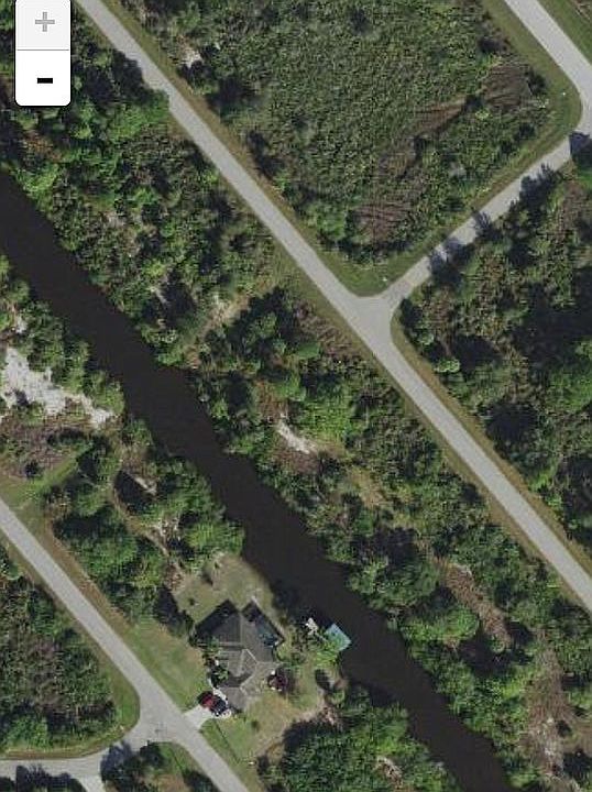 2nd image of 2432 Chapel Dr