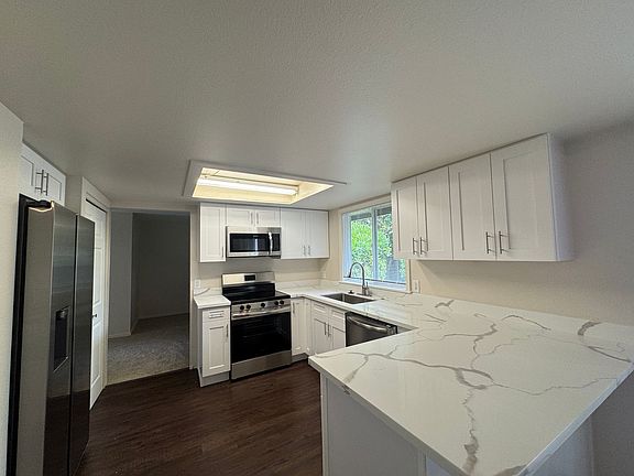 3rd image of 7854 131st Ave NE