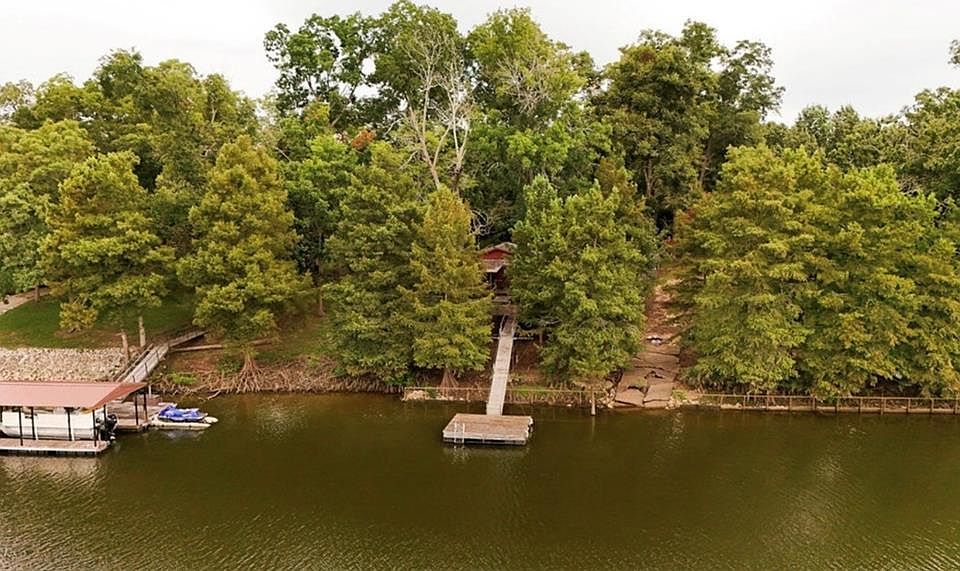 1st image of 3573 Parhams Rd
