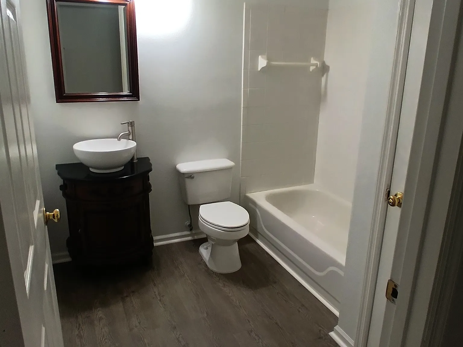 3 bed, 1199 sqft, $2,000 — Photo 4
