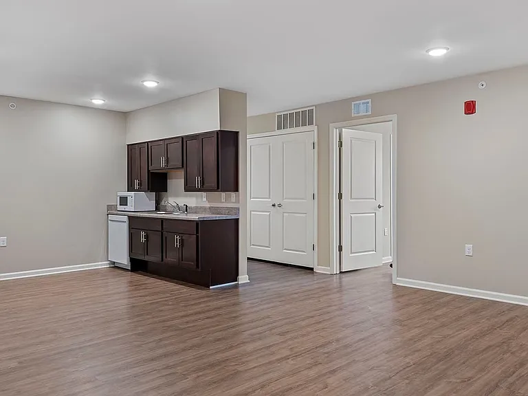 Parker Glen — Photo 26