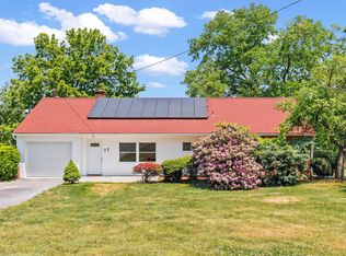 17 Urban Dr, Lancaster, PA