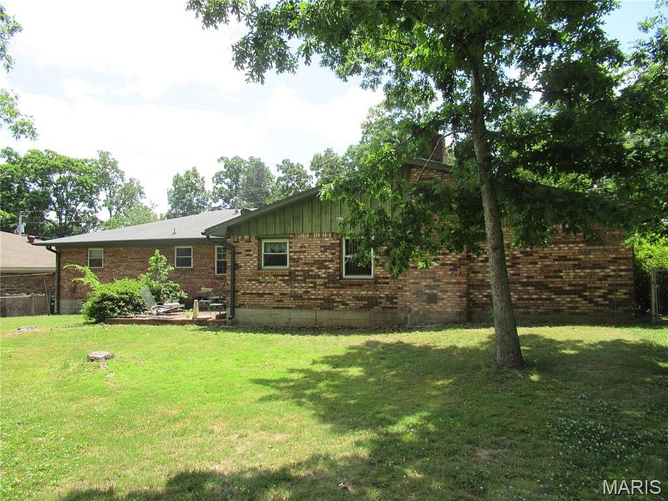 2nd image of 1713 Ellen Dr