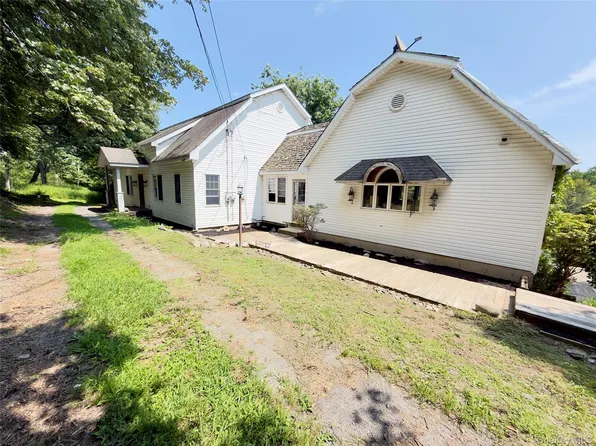 118 Old Roosa Gap Road, Bloomingburg, NY 12721