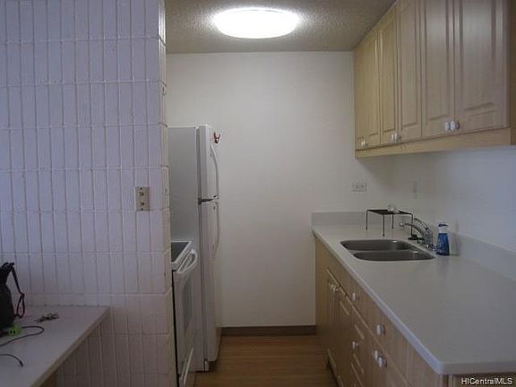 3rd image of 5065 Likini St APT C-113