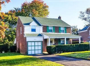 7611 Oak Lane Rd, Cheltenham, PA 19012