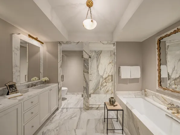118 West 13th Street MAISONETTE image 3 of 5