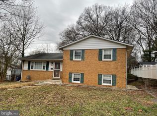 7702 Edmonston Rd, College Park, MD 20740