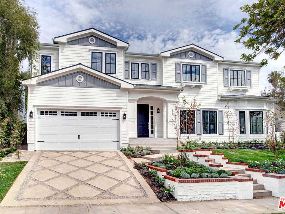 1st image of 350 S Bentley Ave