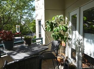 401 N Church St APT 104, Charlotte, NC