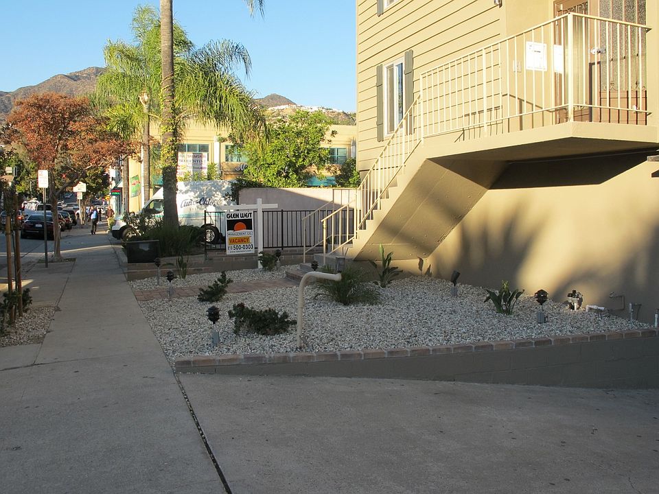 1st image of 1136 N Central Ave APT 308