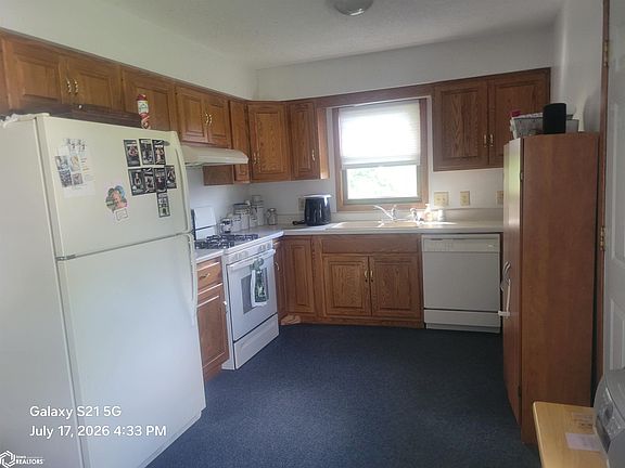 4th image of 800 N Fillmore St