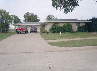 817 Greenwood Dr, Midwest City, OK 73110